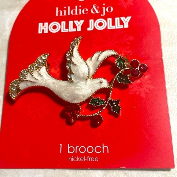 Jewelry - Christmas White Dove Brooch
